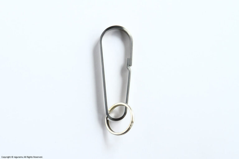 ADACHIDOUGU-TEN, Carabiner