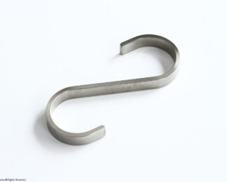 ADACHIDOUGU-TEN, S-shaped hook