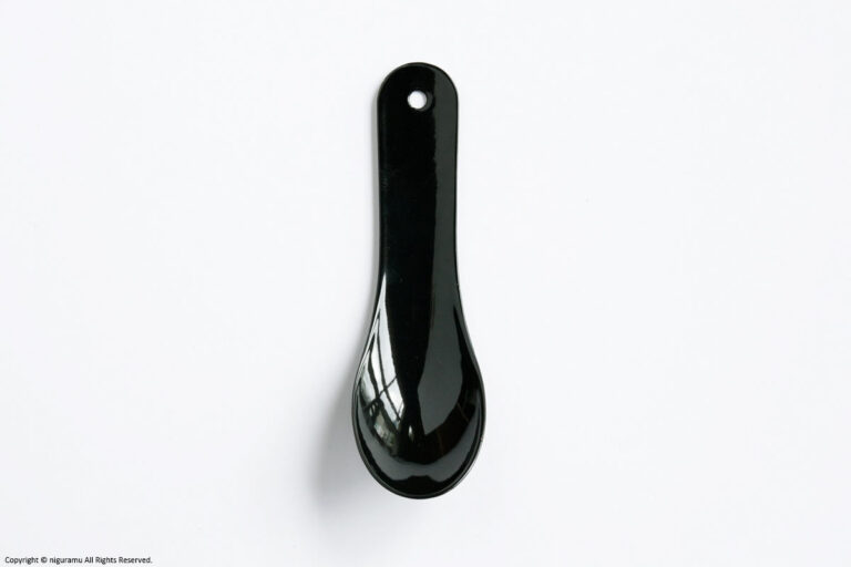 SARO, Chinese spoon Large (enamelled) / Black