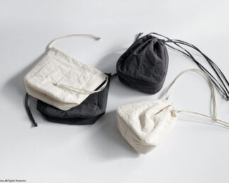 Round pouch, cotton linen quilt