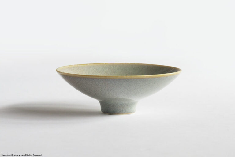 Konare Shallow bowl / gray