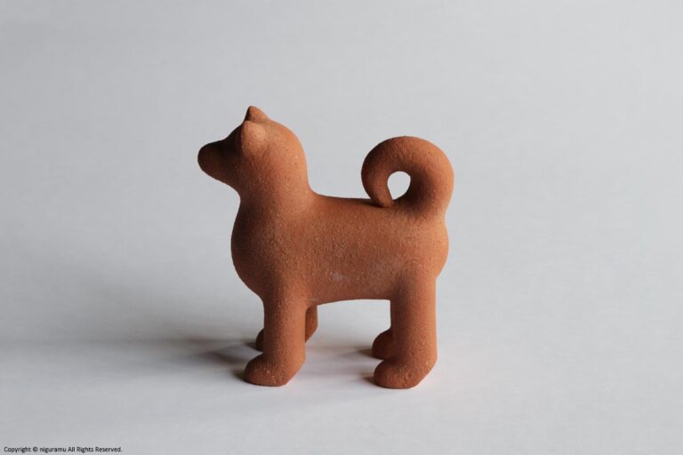 遠くをみつめる犬, 特大 / 茶