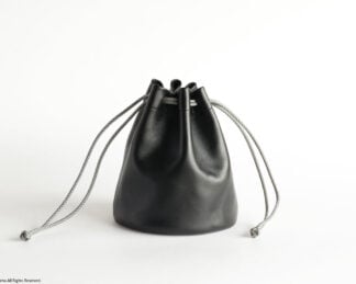 Drawstring handbag / BLACK（Cord: black_gold）
